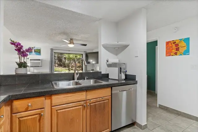 Listing Image for 2747 S Kihei Rd A004 29 of 37