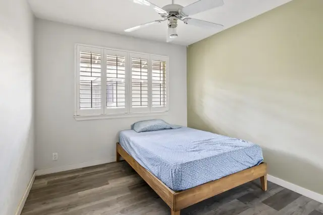 Listing Image for 2058 Kanoe St 2c 8 of 27