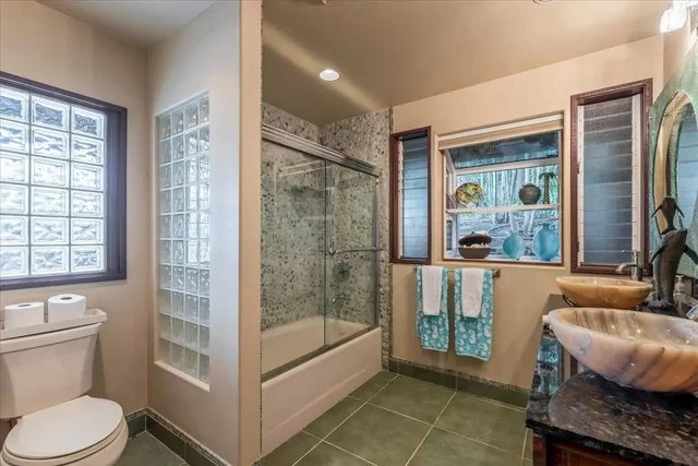 Listing Image for 744 Lanina Pl 28 of 50