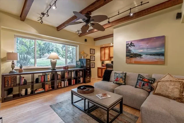 Listing Image for 744 Lanina Pl 32 of 50