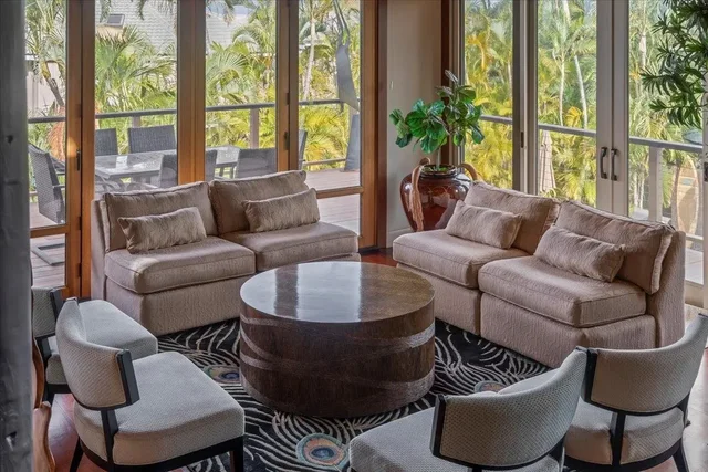 Listing Image for 744 Lanina Pl 7 of 50