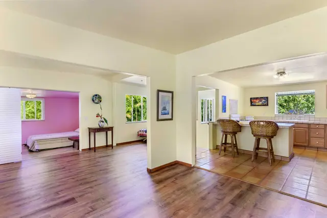 Listing Image for 404 Puniawa Rd 19 of 36