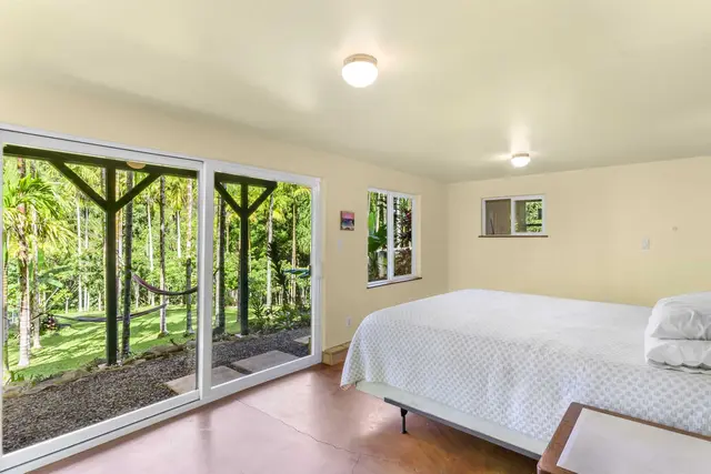 Listing Image for 404 Puniawa Rd 22 of 36