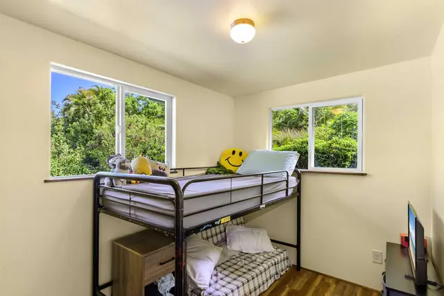 Listing Image for 404 Puniawa Rd 27 of 36