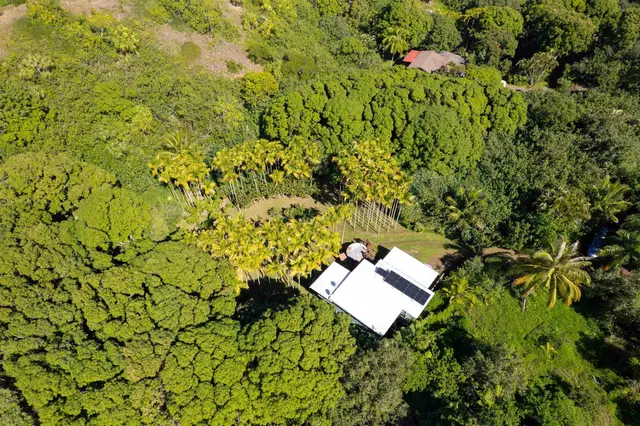 Listing Image for 404 Puniawa Rd 32 of 36