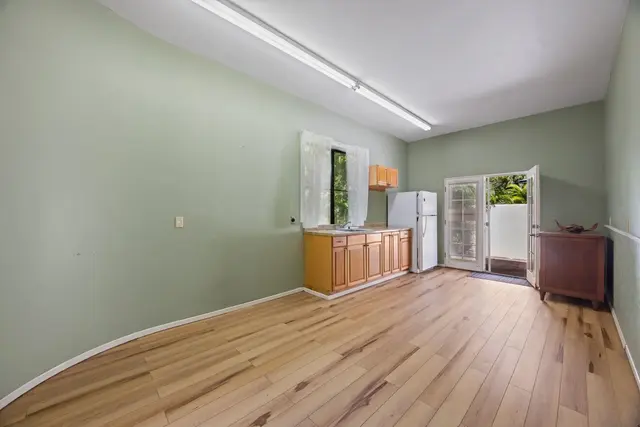 Listing Image for 1520 Kilinoe Pl 33 of 45