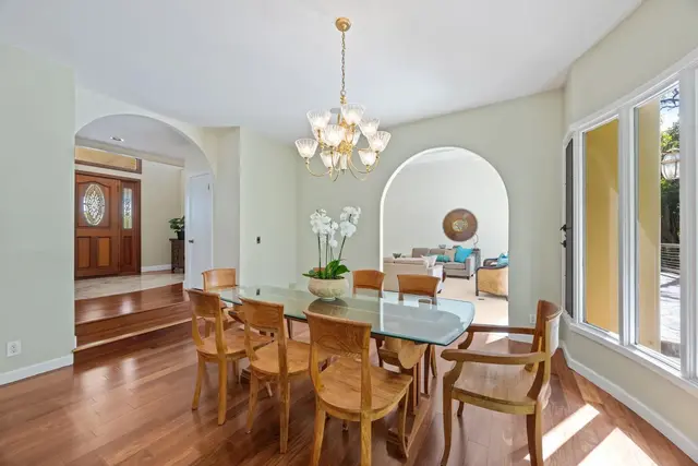 Listing Image for 1520 Kilinoe Pl 5 of 45