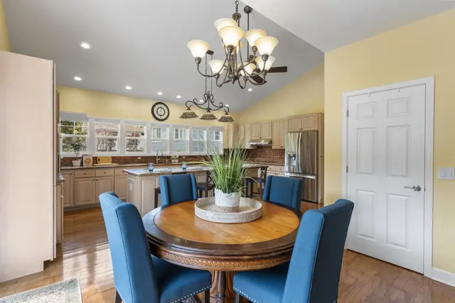 Listing Image for 83 Kulalani Dr 17 of 42