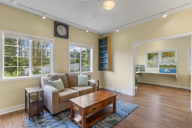 Listing Image for 83 Kulalani Dr 31 of 42
