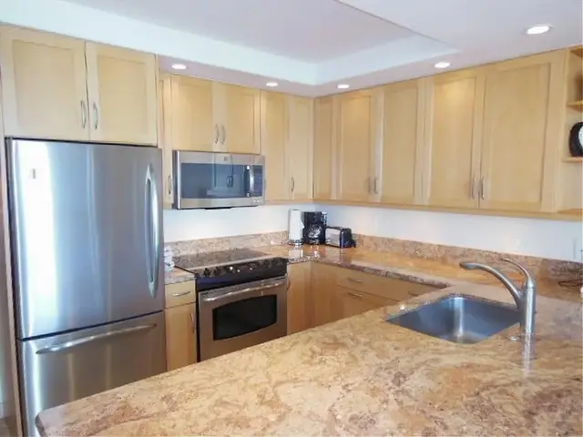 Listing Image for 3543 Lower Honoapiilani Rd A-308 11 of 34