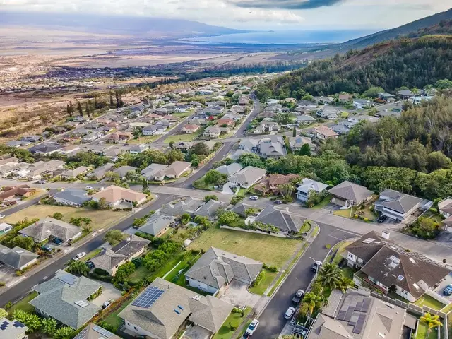 Listing Image for 551 Iiwi Way 124 18 of 23
