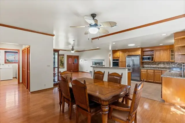 Listing Image for 37 Manu St 18 of 50