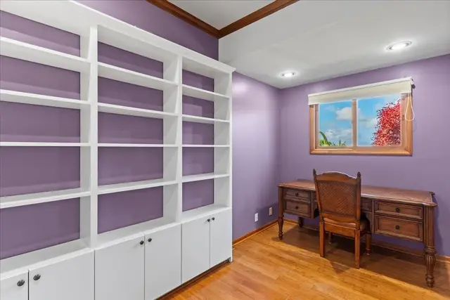 Listing Image for 37 Manu St 26 of 50