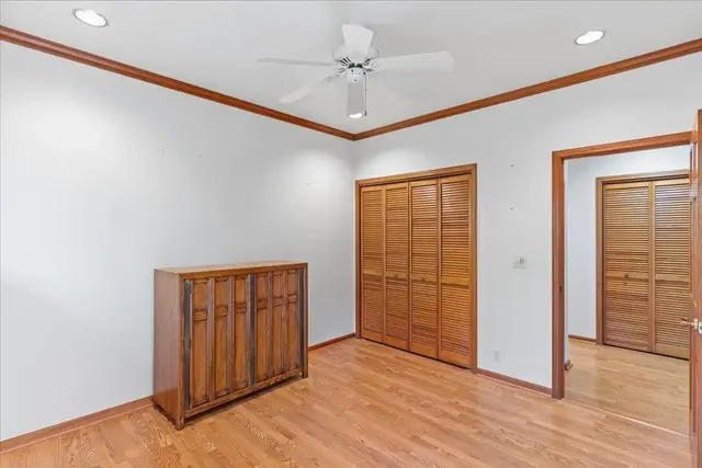 Listing Image for 37 Manu St 35 of 50