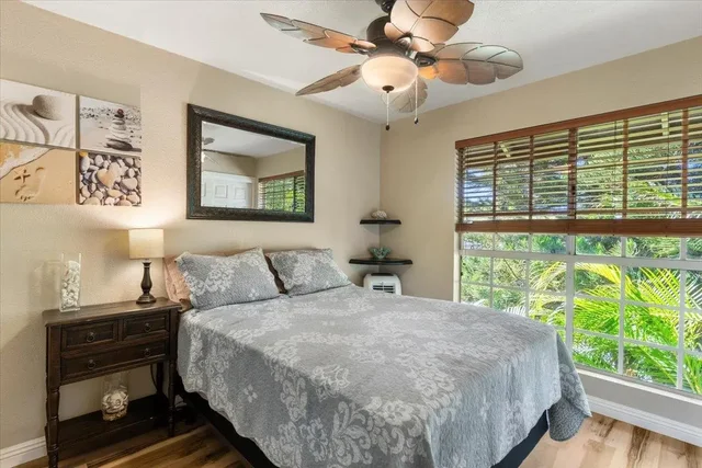 Listing Image for 160 Keonekai Rd 4202 19 of 32