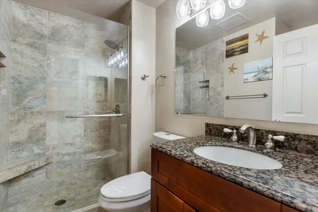 Listing Image for 160 Keonekai Rd 4202 26 of 32