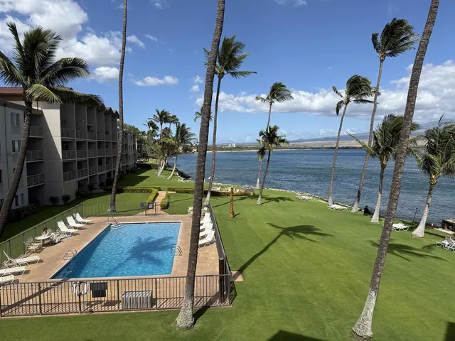 Listing Image for 70 Hauoli St 303 4 of 25