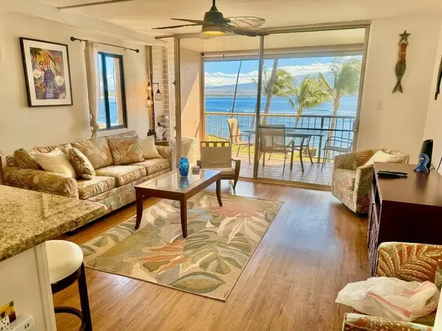 Listing Image for 70 Hauoli St 303 5 of 24