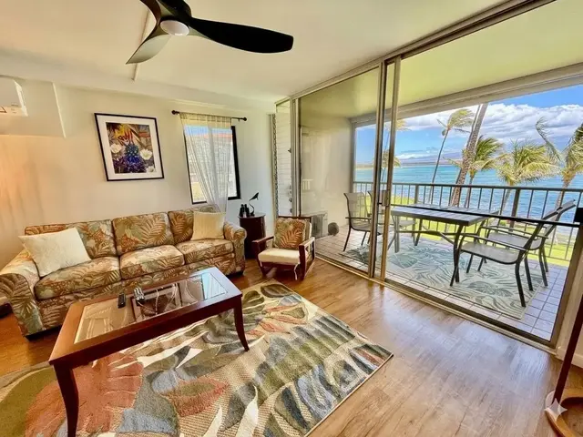 Listing Image for 70 Hauoli St 303 6 of 24