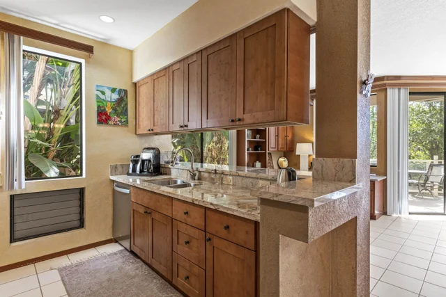 Listing Image for 155 Wailea Ike Pl 135 17 of 36