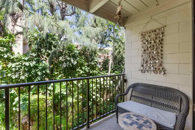 Listing Image for 280 Hauoli St B-17 20 of 50