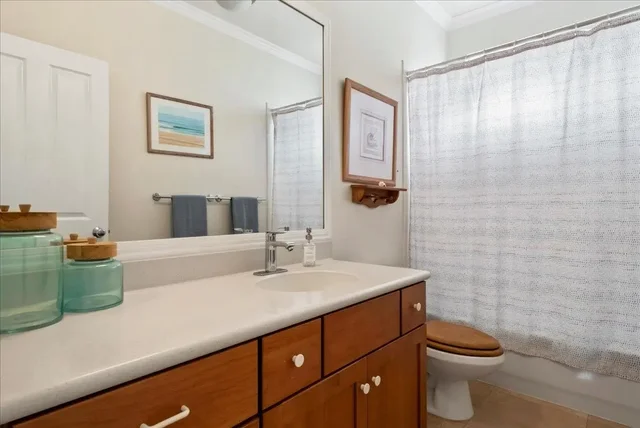 Listing Image for 668 Komo Ohia St 23 of 39