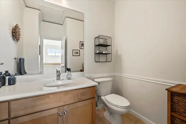 Listing Image for 668 Komo Ohia St 28 of 39