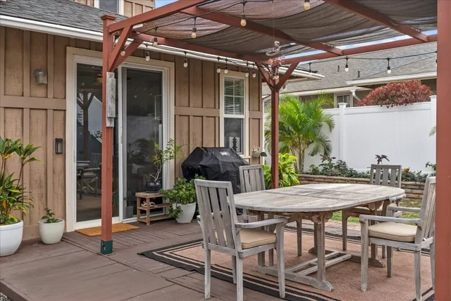 Listing Image for 668 Komo Ohia St 31 of 39