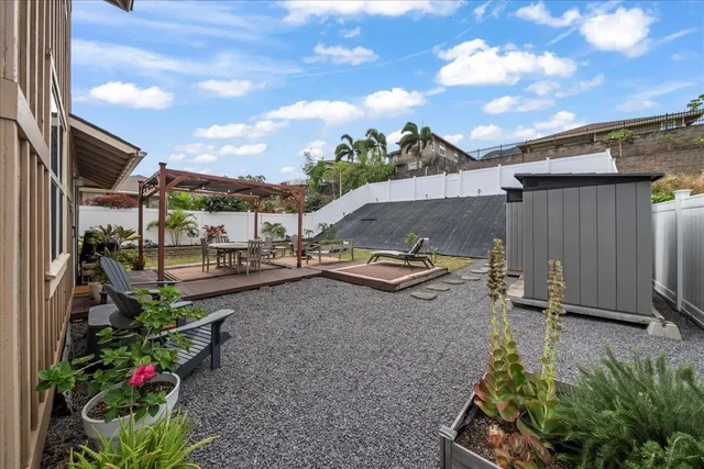 Listing Image for 668 Komo Ohia St 33 of 39