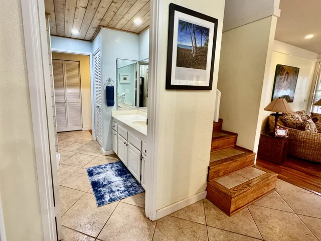 Listing Image for 100 Lio Pl E-2 12 of 32