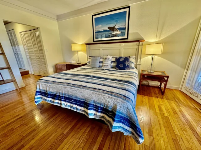 Listing Image for 100 Lio Pl E-2 15 of 32