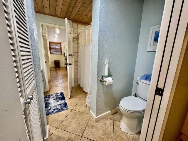 Listing Image for 100 Lio Pl E-2 17 of 32