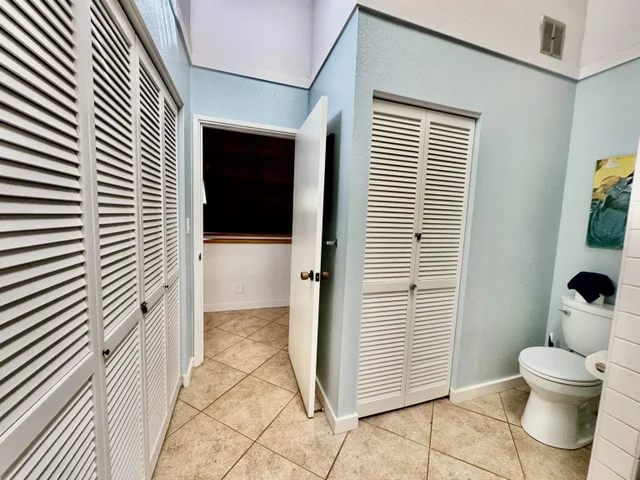 Listing Image for 100 Lio Pl E-2 26 of 32