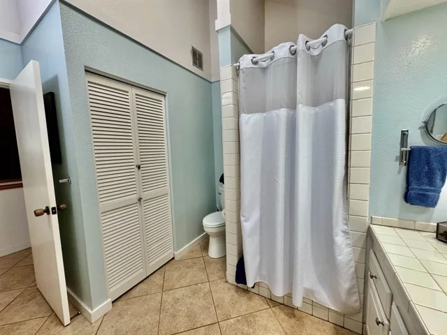 Listing Image for 100 Lio Pl E-2 27 of 32