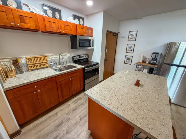 Listing Image for 255 Kepuhi Pl 14a04 3 of 26