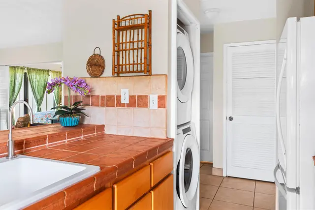 Listing Image for 50 Kepuhi Pl 128 10 of 22