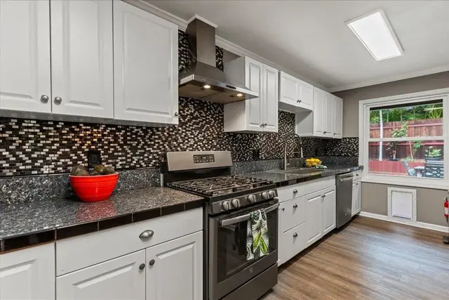 Listing Image for 1679 Kahakai St 9 of 50