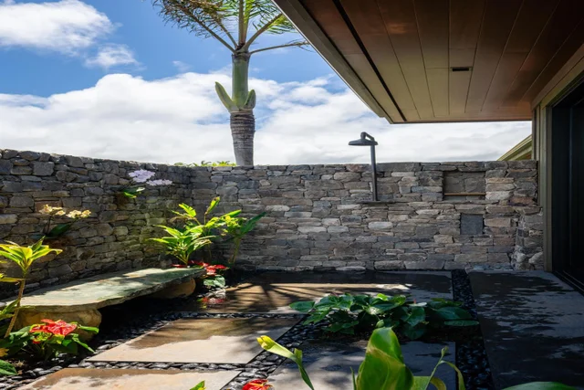 Listing Image for 210 Naio Pl 22 of 50