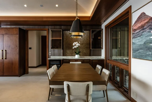 Listing Image for 210 Naio Pl 4 of 50