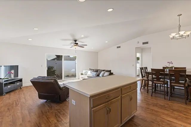 Listing Image for 35 Polale St 13 of 36