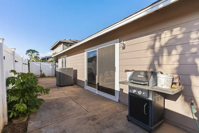 Listing Image for 35 Polale St 32 of 36