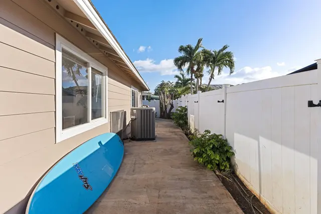 Listing Image for 35 Polale St 35 of 36