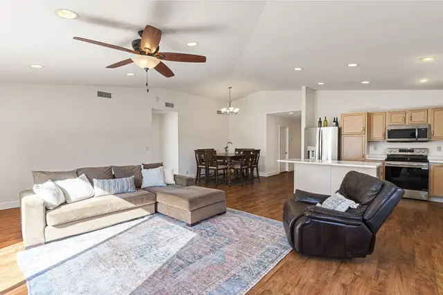 Listing Image for 35 Polale St 7 of 36