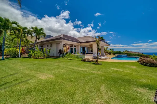 Listing Image for 1033 Kai Hele Ku Pl 14 of 44