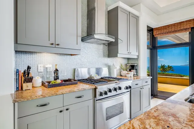 Listing Image for 1033 Kai Hele Ku Pl 28 of 44