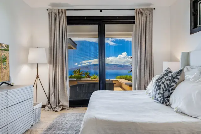 Listing Image for 1033 Kai Hele Ku Pl 36 of 44