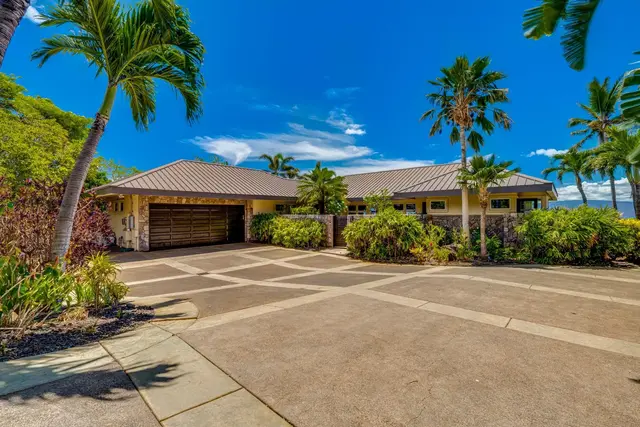 Listing Image for 1033 Kai Hele Ku Pl 8 of 44
