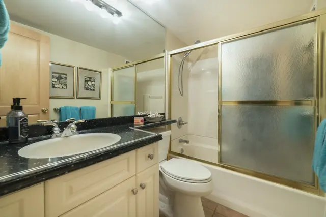Listing Image for 2191 S Kihei Rd 3-406 18 of 34