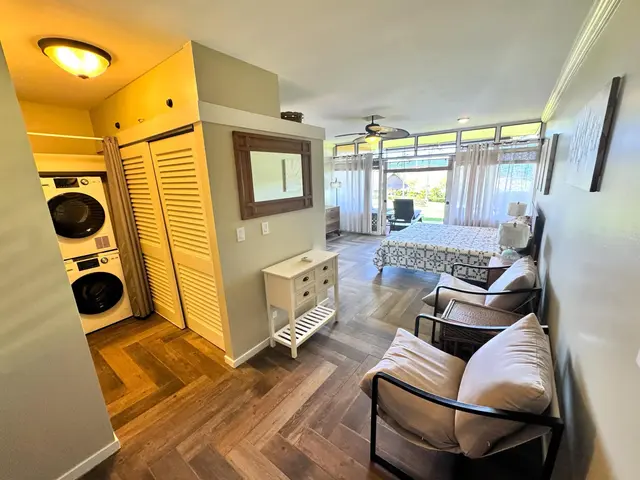 Listing Image for 255 Kepuhi Pl 18a02 9 of 28
