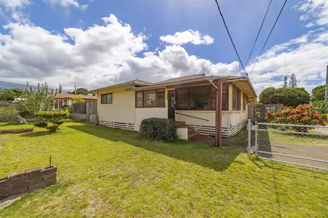 Listing Image for 38 Kealaloa Ave 35 of 40
